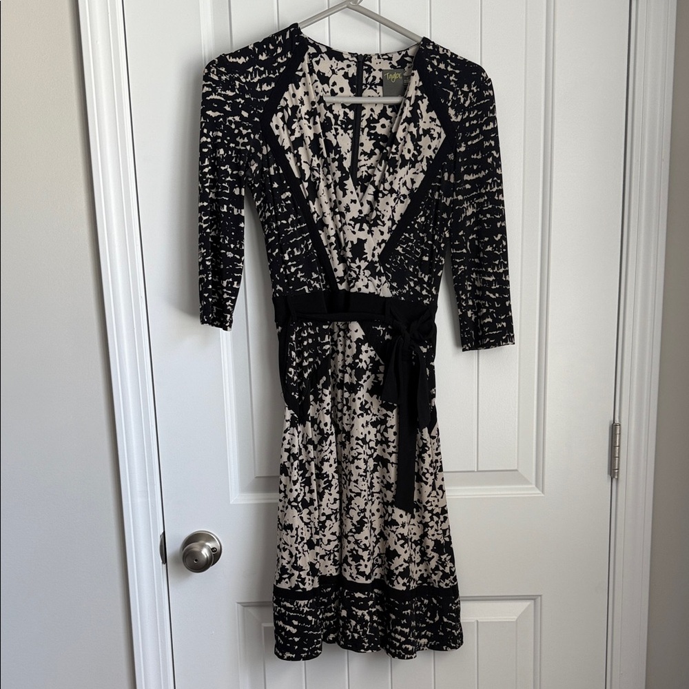 Black and Cream Long Sleeve Dress